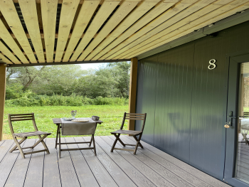 Домик с террасой 1 большая кровать — фото 10