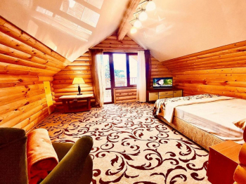 Апартаменты с отдельной спальней, балконом , видом на море и кухней — фото 1