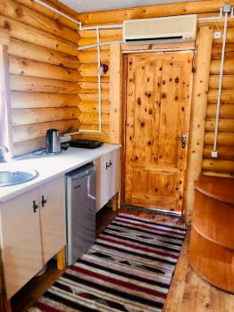 Апартаменты с балконом и кухней — фото 2