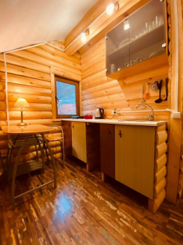 Апартаменты с отдельной спальней, балконом , видом на море и кухней — фото 4