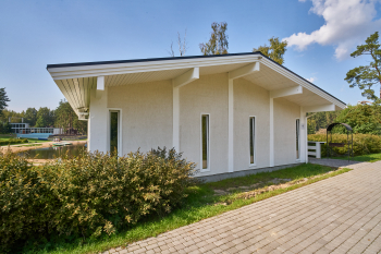 Вилла с террасой и видом на озеро — фото 3