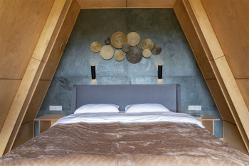 Дом №2. С большим диваном — фото 8