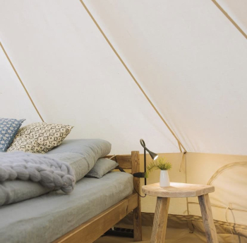 Палатка в лесу — фото 4