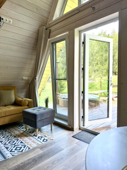 Участок с домиком "Репа"  с купелью на террасе — фото 1