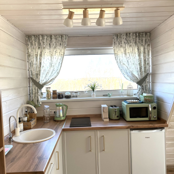 Участок с домиком  "Кабачок" с купелью на террасе и камином. — фото 12