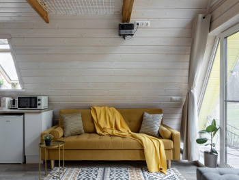 Участок с домиком "Репа"  с купелью на террасе — фото 9