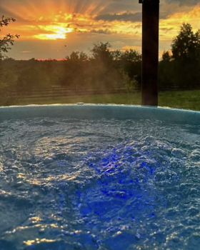 Участок с домиком  "Кабачок" с купелью на террасе и камином. — фото 7