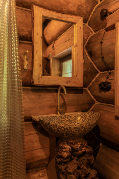 Двухэтажный дом из сруба — фото 9