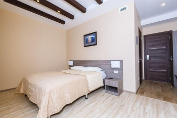 Двухместный номер с двуспальной кроватью — фото 1