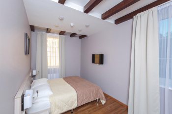 Двухместный номер с двуспальной кроватью — фото 2