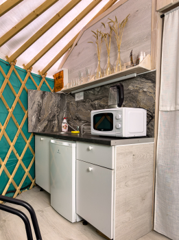 Современная юрта (без животных) — фото 6