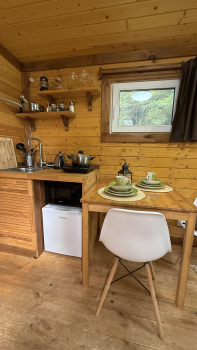 ДОМИК ДЛЯ ДВОИХ (Манжерок), в него можно с собачкой — фото 8