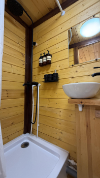 ДОМИК ДЛЯ ДВОИХ С ГОРЯЧЕЙ КУПЕЛЬЮ (Шерегеш) — фото 9