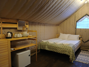 Для четверых с двухспальной кроватью + диван-кровать — фото 3