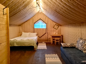 Панорамный для четверых с двухспальной кроватью + диваном-кроватью    — фото 1