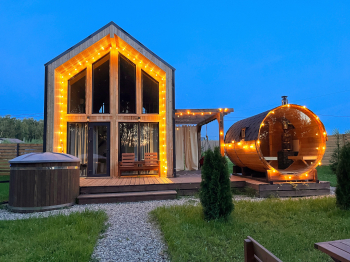 Бордовый дом — фото 16