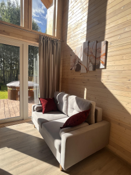 Бордовый дом — фото 12