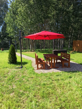 Бордовый дом — фото 2