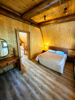 Деревянный дом на 9 гостей — фото 16