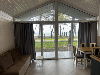 Хаус с двуспальными кроватями вид на море — фото 1