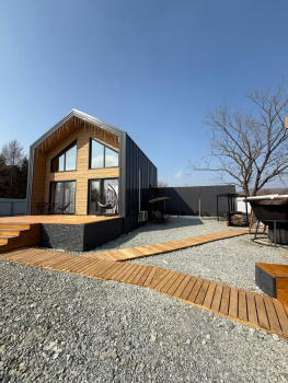 Дом с террасой, чаном и баней — фото 1