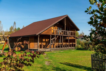 Дом у реки — фото 1