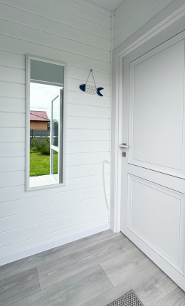 Дом у моря с баней и бассейном — фото