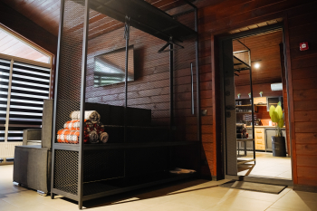 ЛОФТ – Дом с теплым бассейном — фото 3