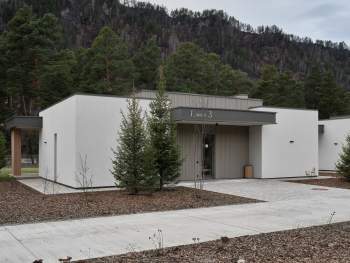 Коттедж 1 этаж, 2 спальни, вторая береговая линия — фото 1