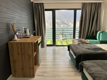 Дом с видом на озеро — фото 1