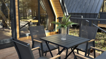 Чум средний на высоких сваях — фото 4