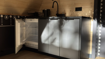 Чум средний на высоких сваях — фото 9