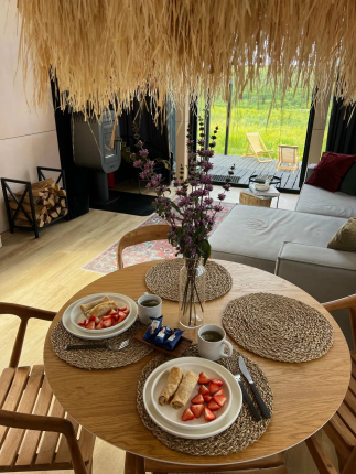 Уголок — фото