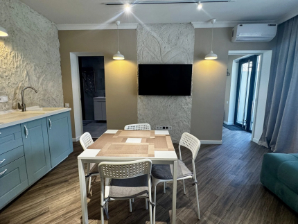 Nagiev home в центре Геленджика — фото