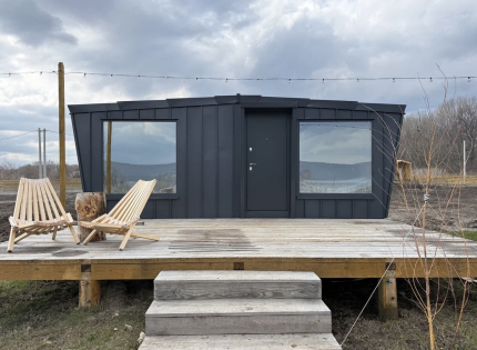 Домик Графит — фото