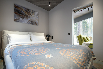 Панорамный домик с сауной — фото 14