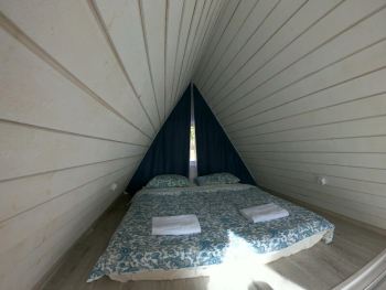 Треугольный дом на 2-4 персоны — фото 4