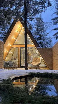 Треугольный дом на 2-6 персон с купелью — фото 1