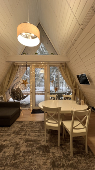 Треугольный дом на 2-6 персон с купелью — фото 3