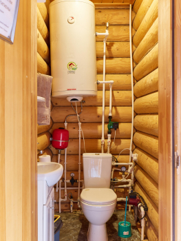 Дом баня у озера — фото 18