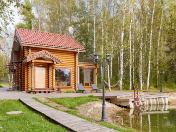 Дом баня у озера — фото 2