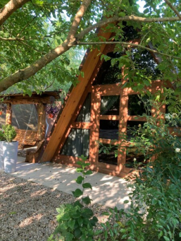 ДОМИКИ А-ФРЕЙМ ВМЕСТИМОСТЬЮ ДО 5 ЧЕЛОВЕК — фото 1