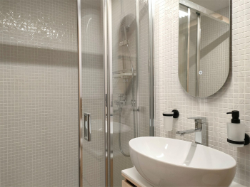 Четырёхместный Барнхаус с видом на озеро — фото 6