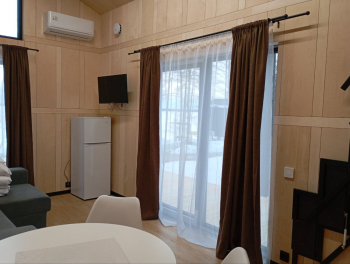 Четырёхместный Барнхаус с видом на озеро — фото 9