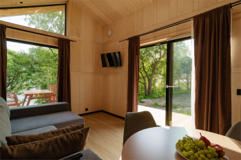 Четырёхместный Барнхаус с видом на озеро — фото 2