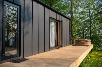 Четырёхместный Барнхаус на берегу озера — фото 16