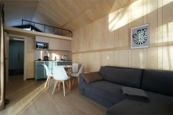 Четырёхместный Барнхаус на берегу озера — фото 10