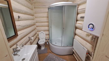 Бревенчатый дом — фото 12