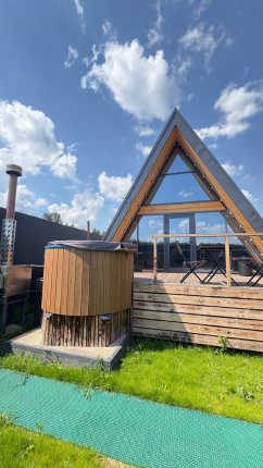 Домик и Купель — фото