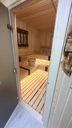 Домик и Купель — фото